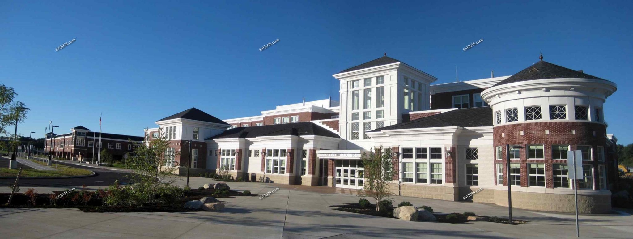 Video tour of new Franklin High School 02038 Real Estate